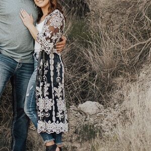 SHEIN Black and White Floral Kimono
